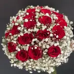 The Bride'S Flower - Red & White